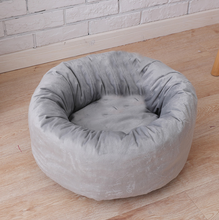 Load image into Gallery viewer, Round Cozy Cat Bed and Blanket