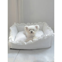 Load image into Gallery viewer, Comfy Baby Flounce Pet Bed