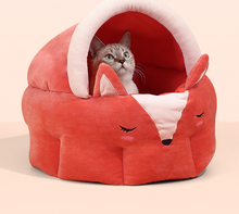 Load image into Gallery viewer, Sleeping Fox Cat Bed