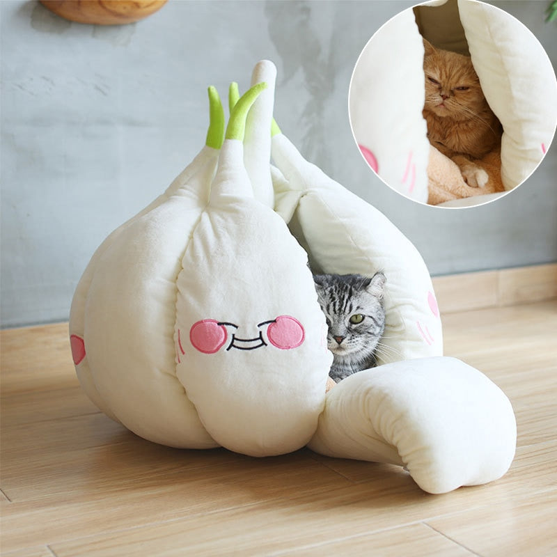 Garlic Shaped Pet Bed for Cats